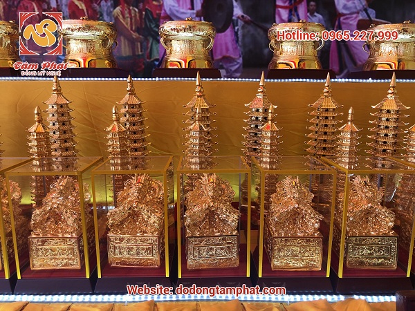 Tâm Phát tham dự lễ dâng hương báo công Đức Thánh Trần