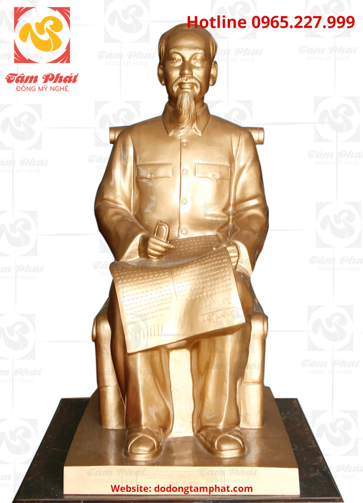 Tượng Bác Hồ ngồi đọc báo nhân dân xã luận cao 42 cm