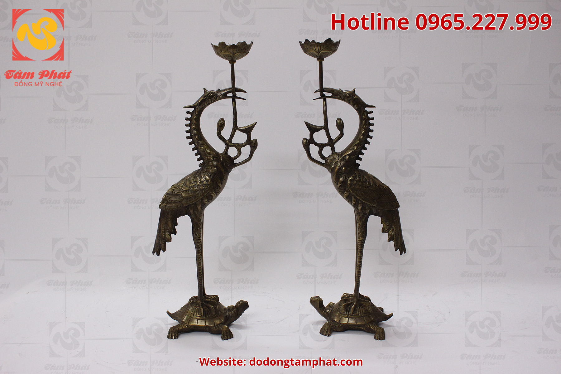 Hạc thờ bằng đồng màu hun xanh giả cổ