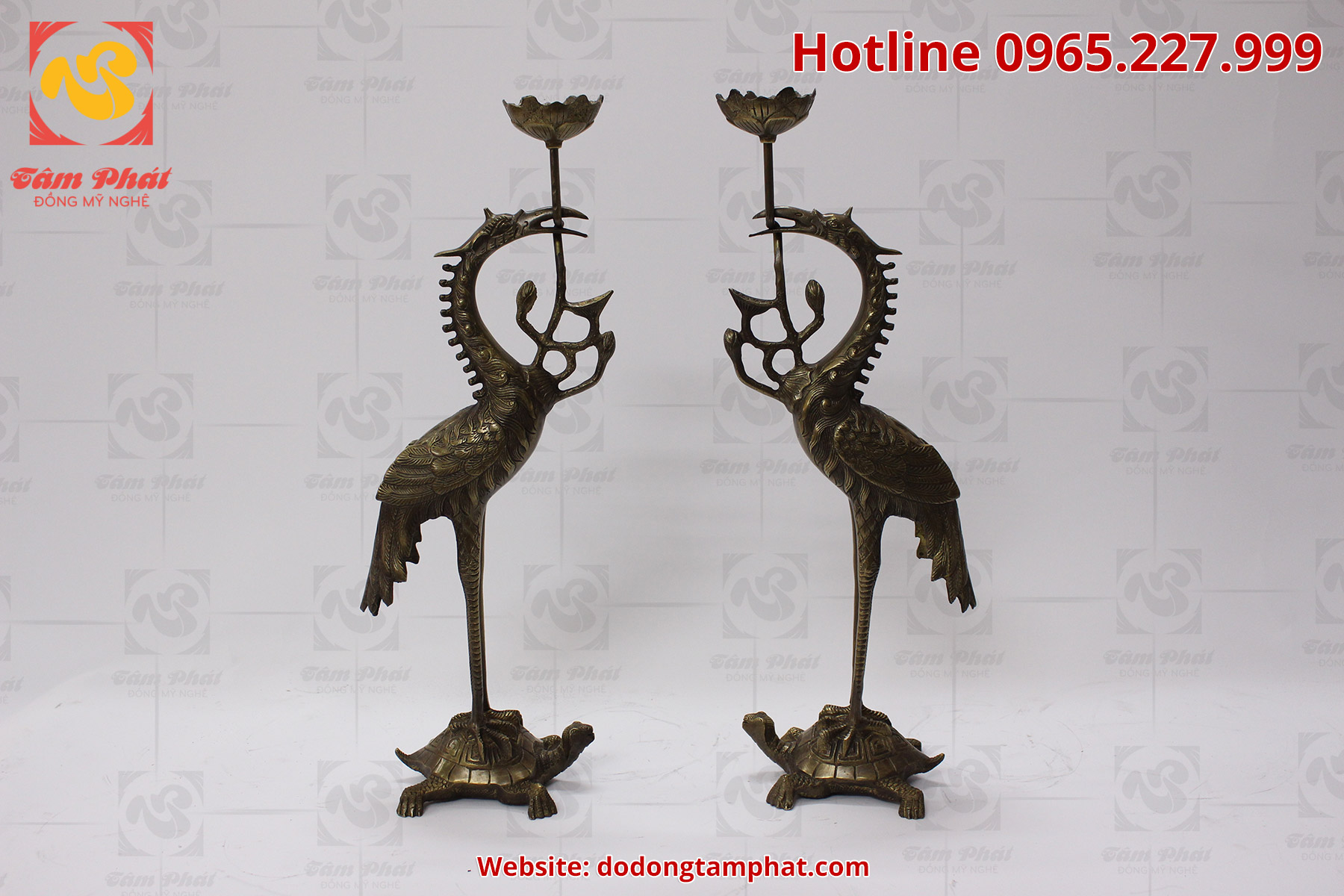 Hạc thờ bằng đồng màu hun xanh giả cổ