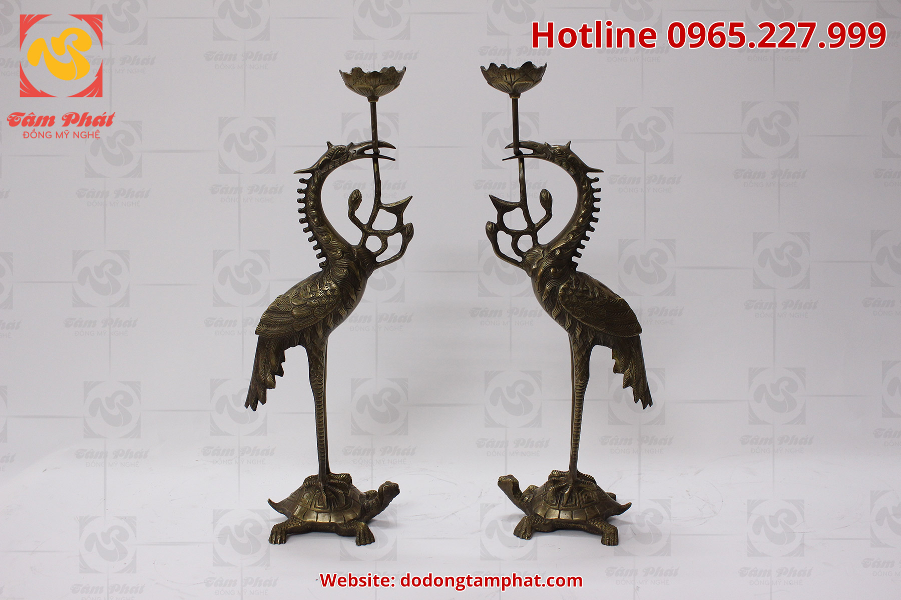 Hạc thờ bằng đồng màu hun xanh giả cổ