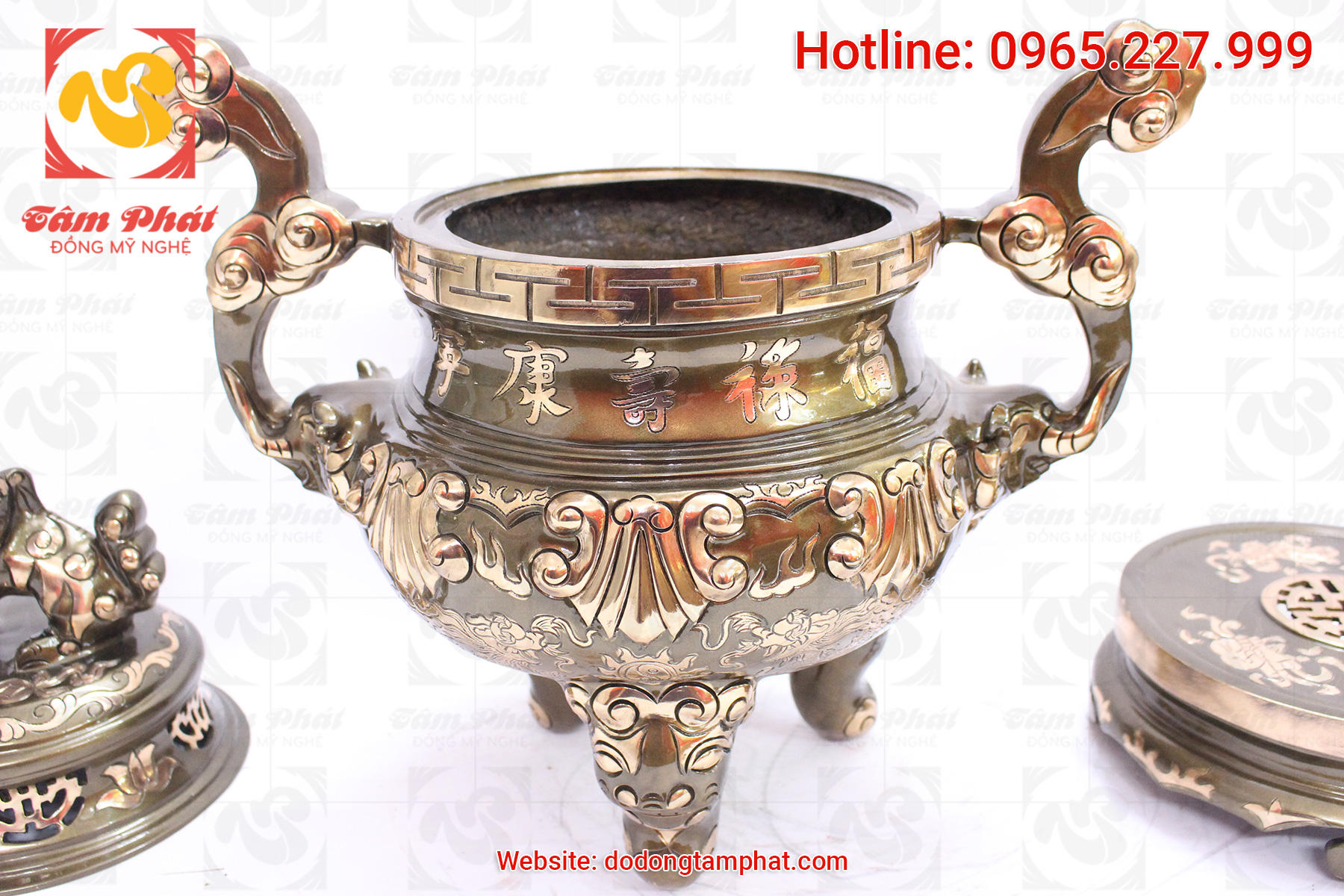 Lư hương đồng chạm khắc tinh xảo