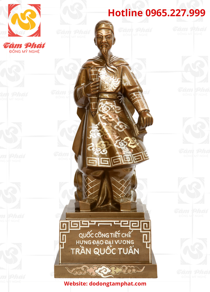 Tượng đồng Hưng Đạo Đại vương Trần Quốc Tuấn đúc tinh xảo