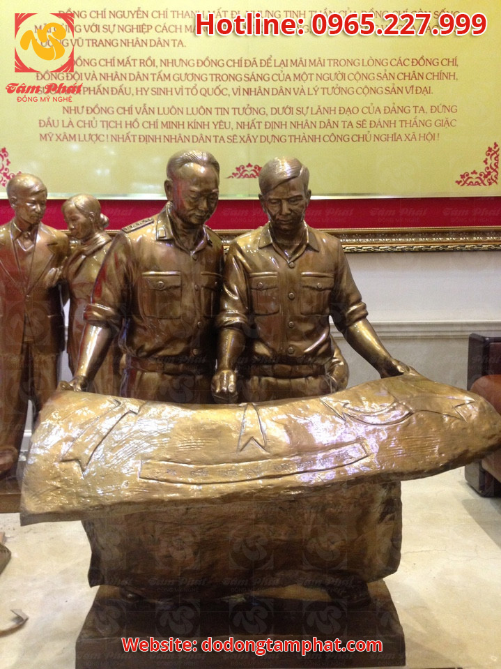 Đúc tượng chân dung bằng đồng - Tượng truyền thần