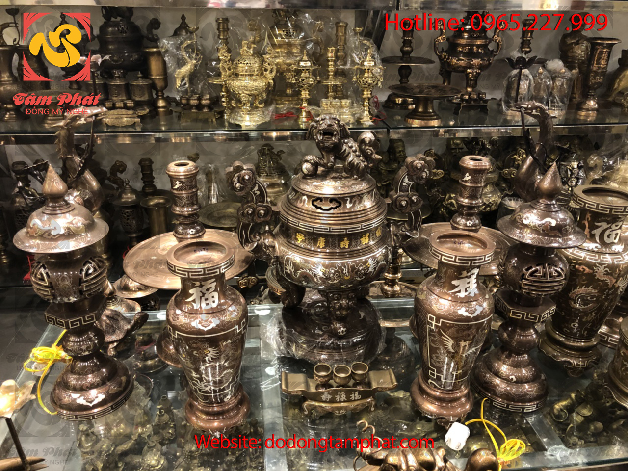 Bộ đồ thờ đồng đỏ khảm ngũ sắc