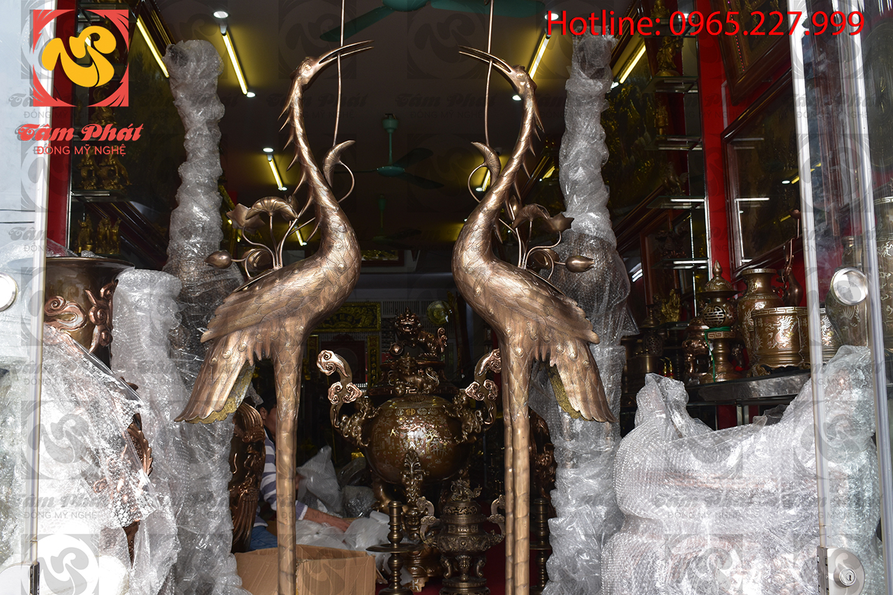 Đôi hạc đồng đỏ kích thước lớn