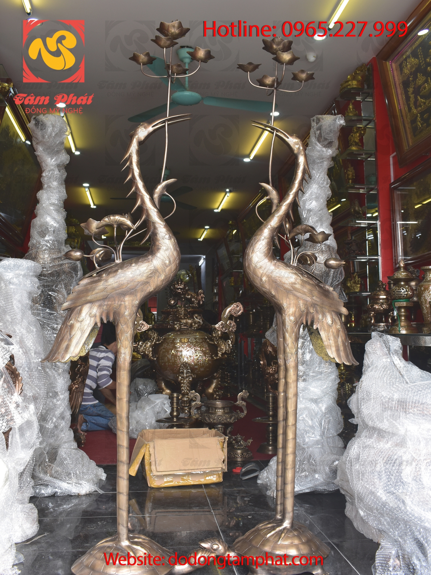 Đôi hạc đồng đỏ kích thước lớn