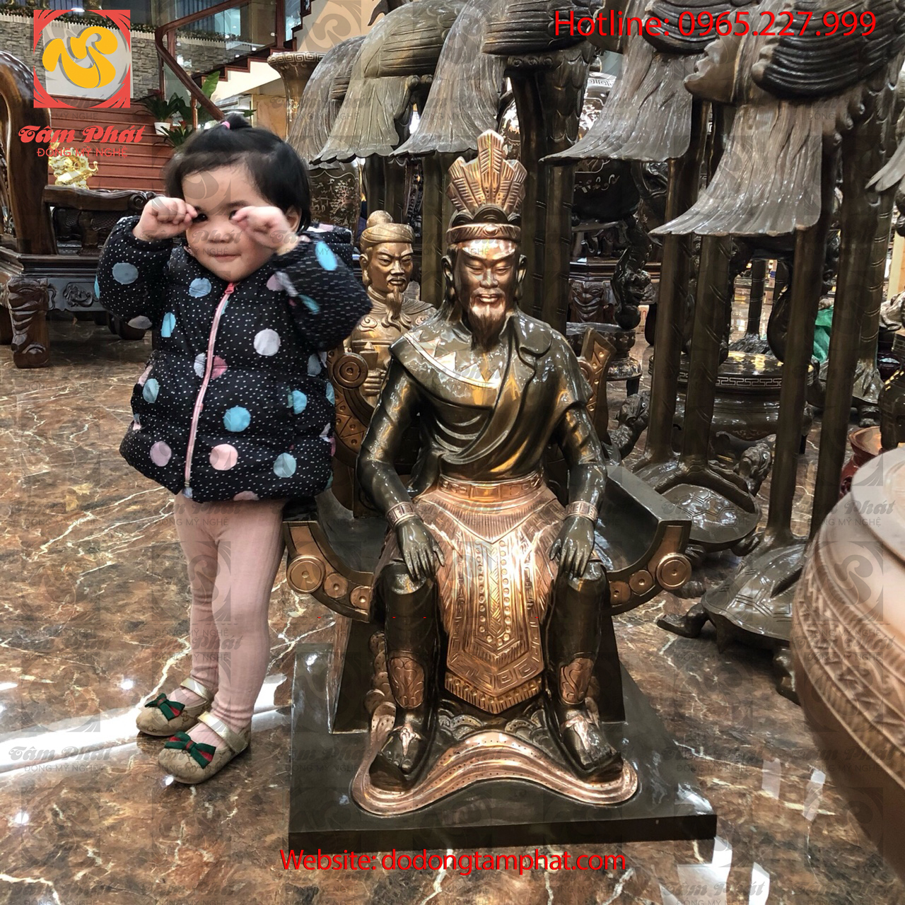 Tượng đồng quốc tổ Lạc Long Quân – mẹ Âu Cơ