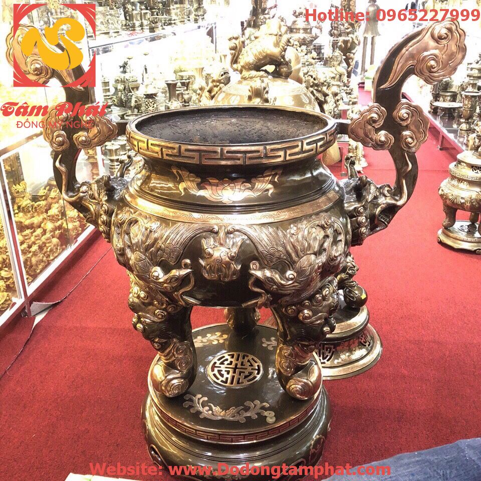 Lư đồng đỏ cạo màu 150kg Đồng mỹ nghệ Tâm Phát