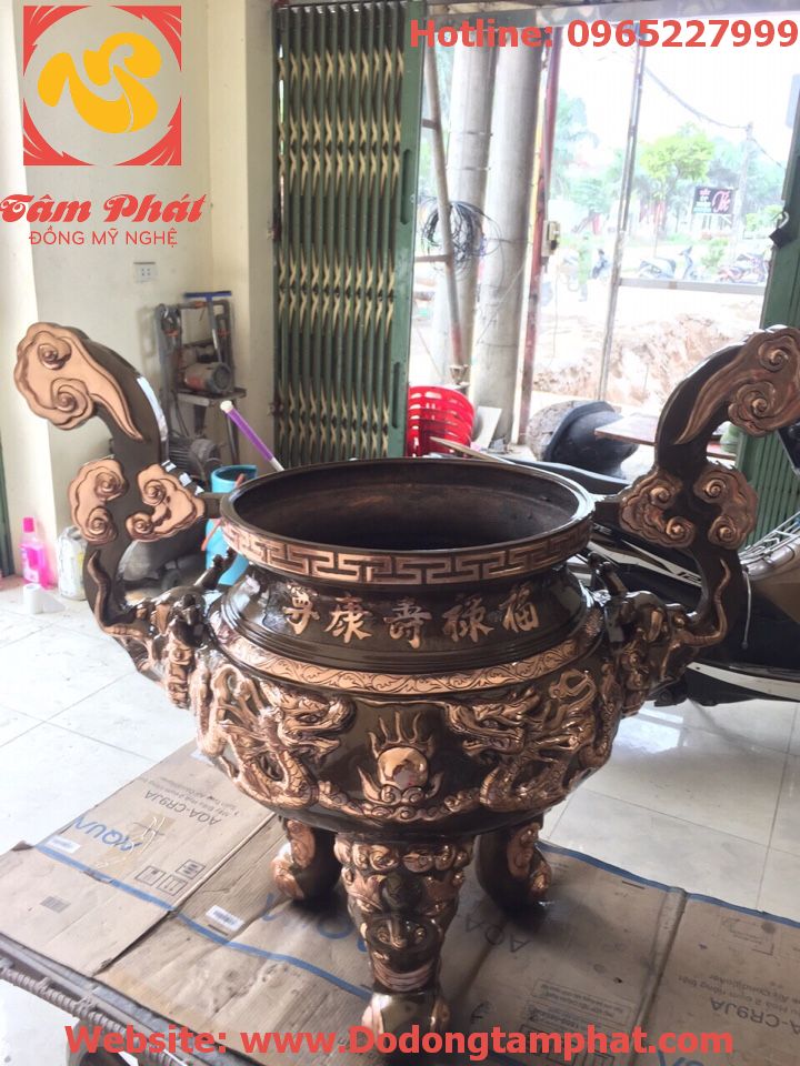 Lư đồng đỏ cạo màu 150kg Đồng mỹ nghệ Tâm Phát