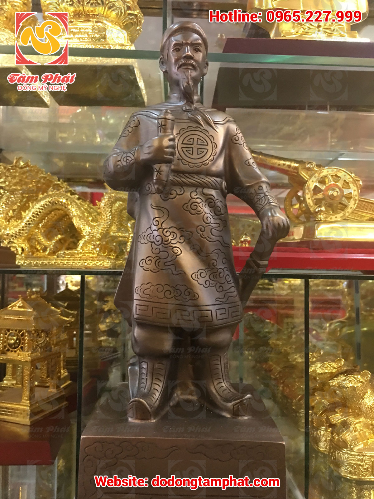 Tượng đồng đỏ Trần Hưng Đạo xuống màu giả cổ 60cm