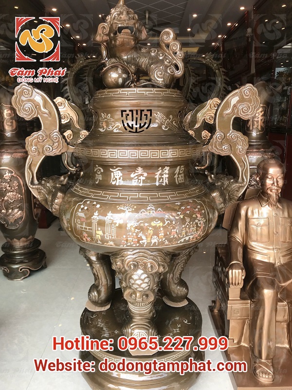 Đỉnh mao rồng 1m5 khảm tam khí cung tiến nhà thờ họ