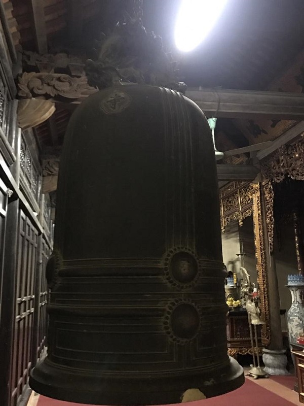 Chuông đồng Đại Hồng chung cao 1m6, màu đen