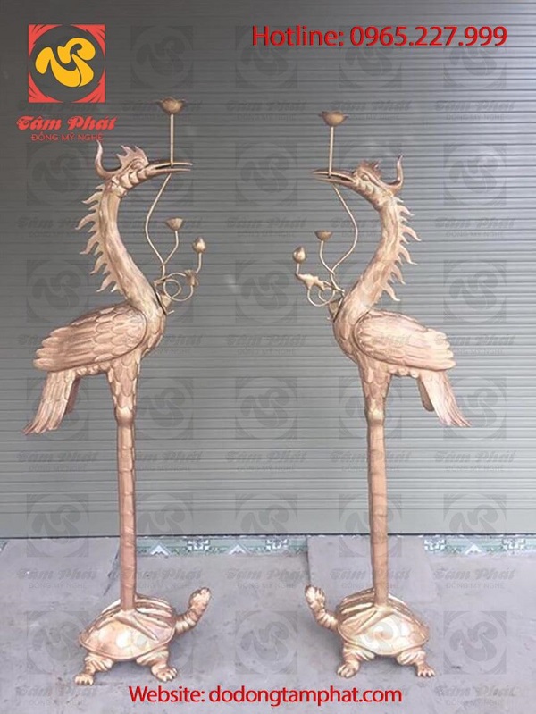 Đôi hạc bằng đồng màu mộc cao 1m8, ngậm hoa sen