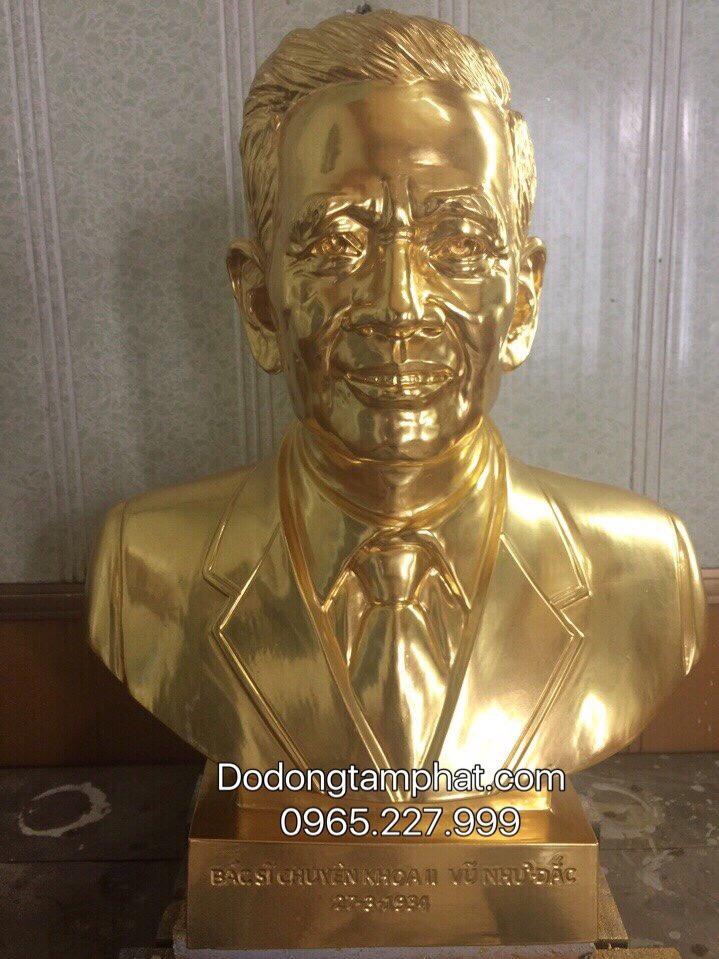 Tượng chân dung bằng đồng mạ vàng 24K sang trọng