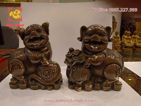 Cặp tượng heo phong thủy bằng đồng hun nâu