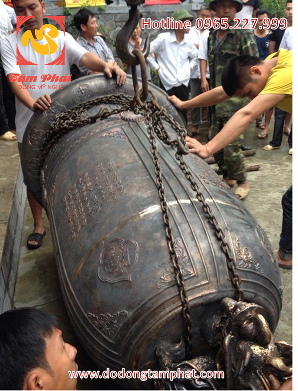Chuông đồng Đại Hồng nặng 500kg hun đen giả cổ đúc trực tiếp tại đình chùa