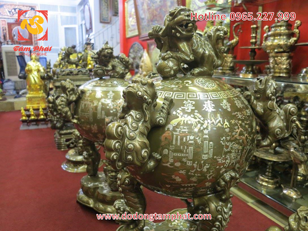 Đỉnh đồng thất lân vờn cầu cao 110cm khảm bạc hàng kỹ