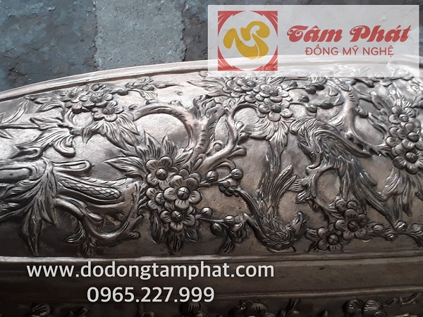 Cặp lộc bình đồng đỏ chạm Tứ quý cao 1m75 tại xưởng