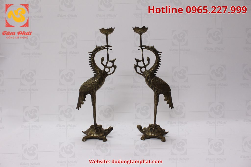 Hạc thờ bằng đồng màu hun xanh giả cổ