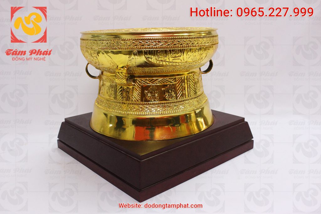 Trống đồng mạ vàng 24k