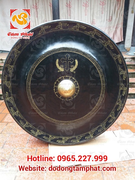 chiêng đồng chữ thập giả cổ 60 cm