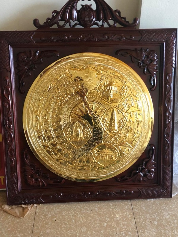 Tranh mặt trống đồng mạ vàng 24k đúc nổi bản đồ Việt Nam
