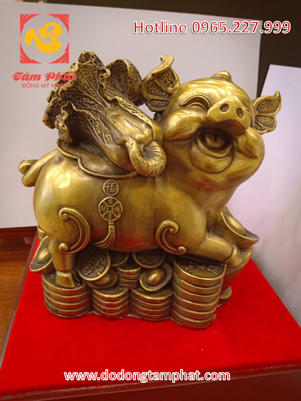 Tượng heo Phúc Lộc bằng đồng vàng tăng cường cát khí