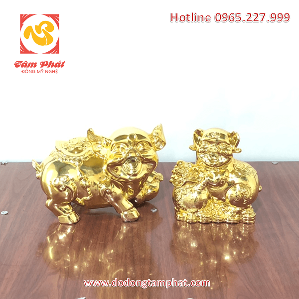 Tượng heo vàng tài lộc hình thức sang trọng, tinh xảo