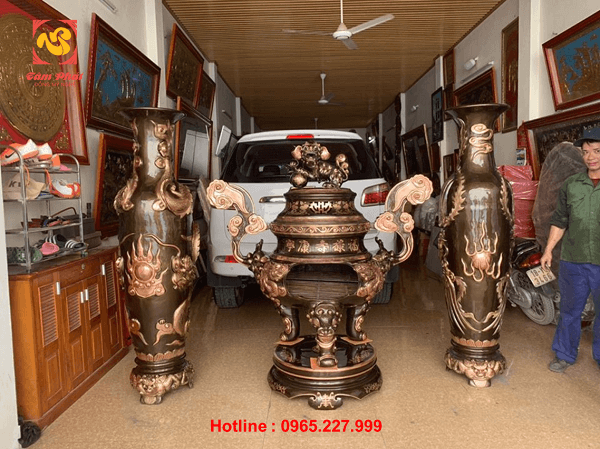 Đôi lọ lục bình rồng phượng cạo màu 1m76- Đỉnh đồng hoá sớ cao 1m55