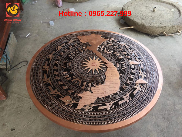 Mặt trống đồng đúc bản đồ Việt Nam đường kính 1m Mặt trống đồng đúc bản đồ Việt Nam đường kính 1m