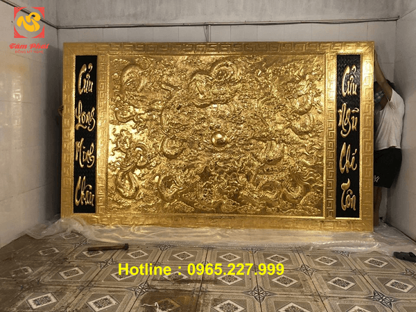 Tranh đồng Cửu Long Minh Châu mạ vàng 24k kích thước 3,5x3m