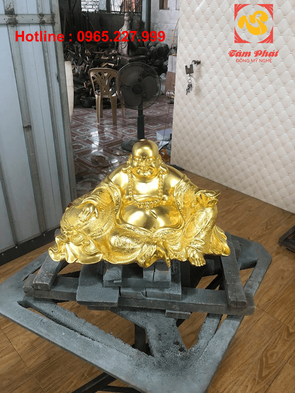 Tượng Di Lặc bằng đồng cao 20cm dài 38cm dát vàng 9999