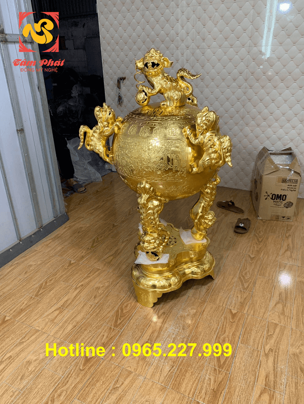 Đỉnh thất lân vờn cầu cao 1m1 dát vàng 9999 đẹp tinh xảo Đỉnh thất lân vờn cầu cao 1m1 dát vàng 9999 đẹp tinh xảo