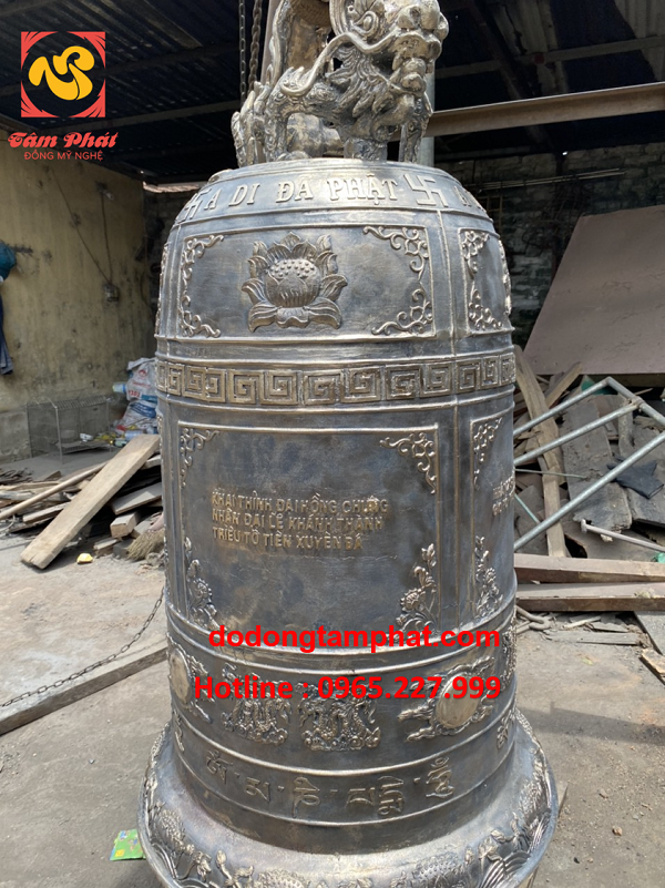 Đúc chuông đồng Đại Hồng Chung 300kg chùa Thiên Linh đẹp cổ kính