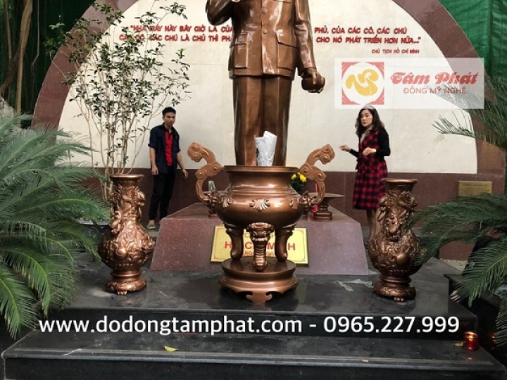 Dịch vụ làm mới, bảo dưỡng các công trình tượng đồng, phù điêu, tượng đài... của cơ quan ban ngành