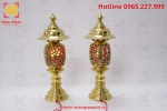Đôi đèn thờ bằng đồng vàng