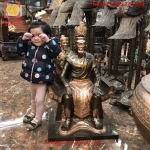 Tượng đồng quốc tổ Lạc Long Quân – mẹ Âu Cơ