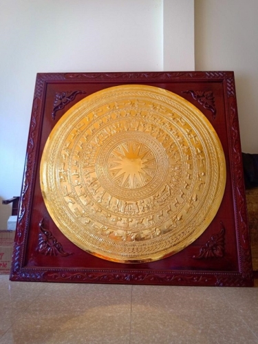 Tranh mặt trống đồng Đông Sơn đường kính 1m2