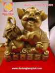 Lợn phong thủy bằng đồng bên bảo vật hồ lô