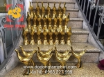 Chim hạc bằng đồng mạ vàng - quà tặng vinh danh