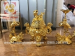 Bộ đồ thờ mang nét đẹp thiêng liêng mạ vàng sắc nét