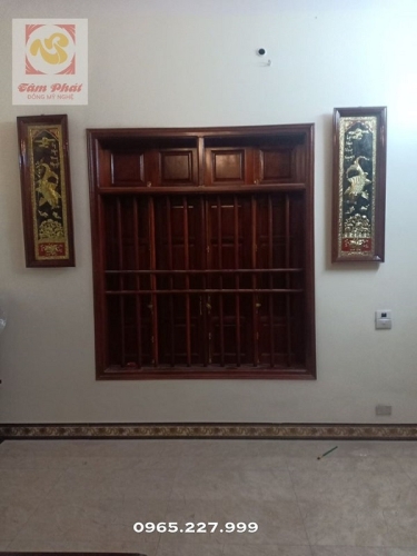 Cặp tranh cá chép Lý Ngư Vọng Nguyệt bằng đồng khung gỗ