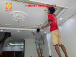 Dát vàng trần nhà nội thất tại nhà khách sang trọng tinh xảo
