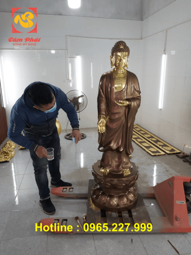 Tượng Phật ADiDa đứng bằng đồng cao 1m55 đẹp tôn nghiêm