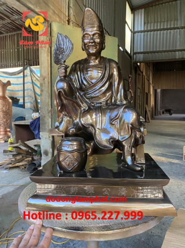 Tượng Tế Công bằng đồng cao 60cm nặng 50kg làm màu giả cổ