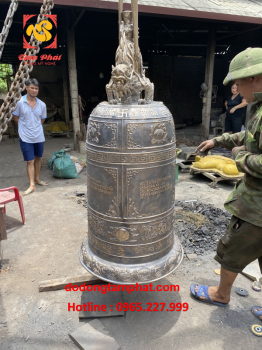 Đúc chuông đồng Đại Hồng Chung 300kg chùa Thiên Linh đẹp cổ kính