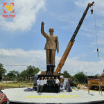 Hoàn thiện lắp đặt tượng Bác Hồ bằng đồng cao 6m nặng 10 tấn